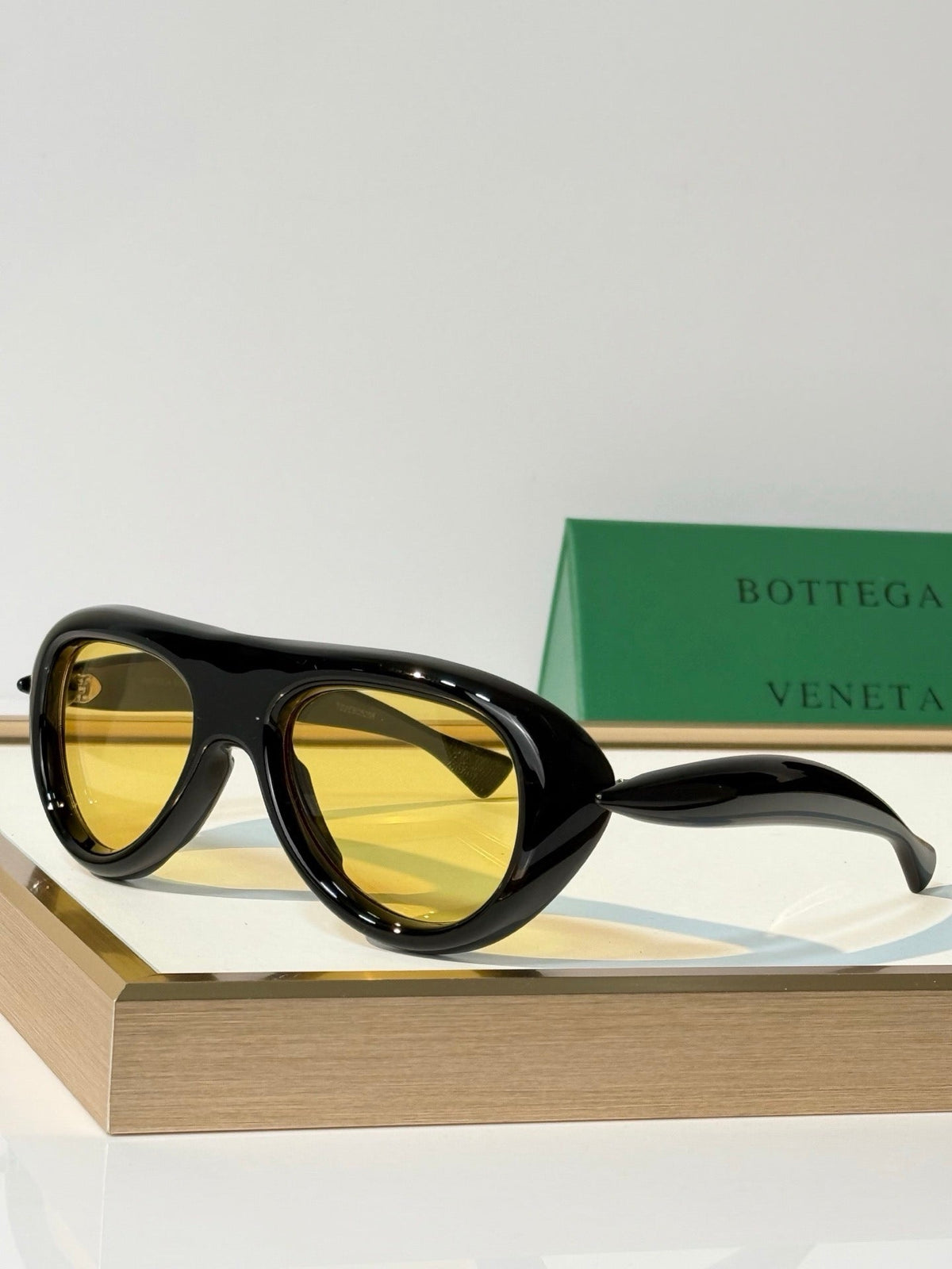 BOTTEGA VENETA BV1483S Sunglasses 💚
