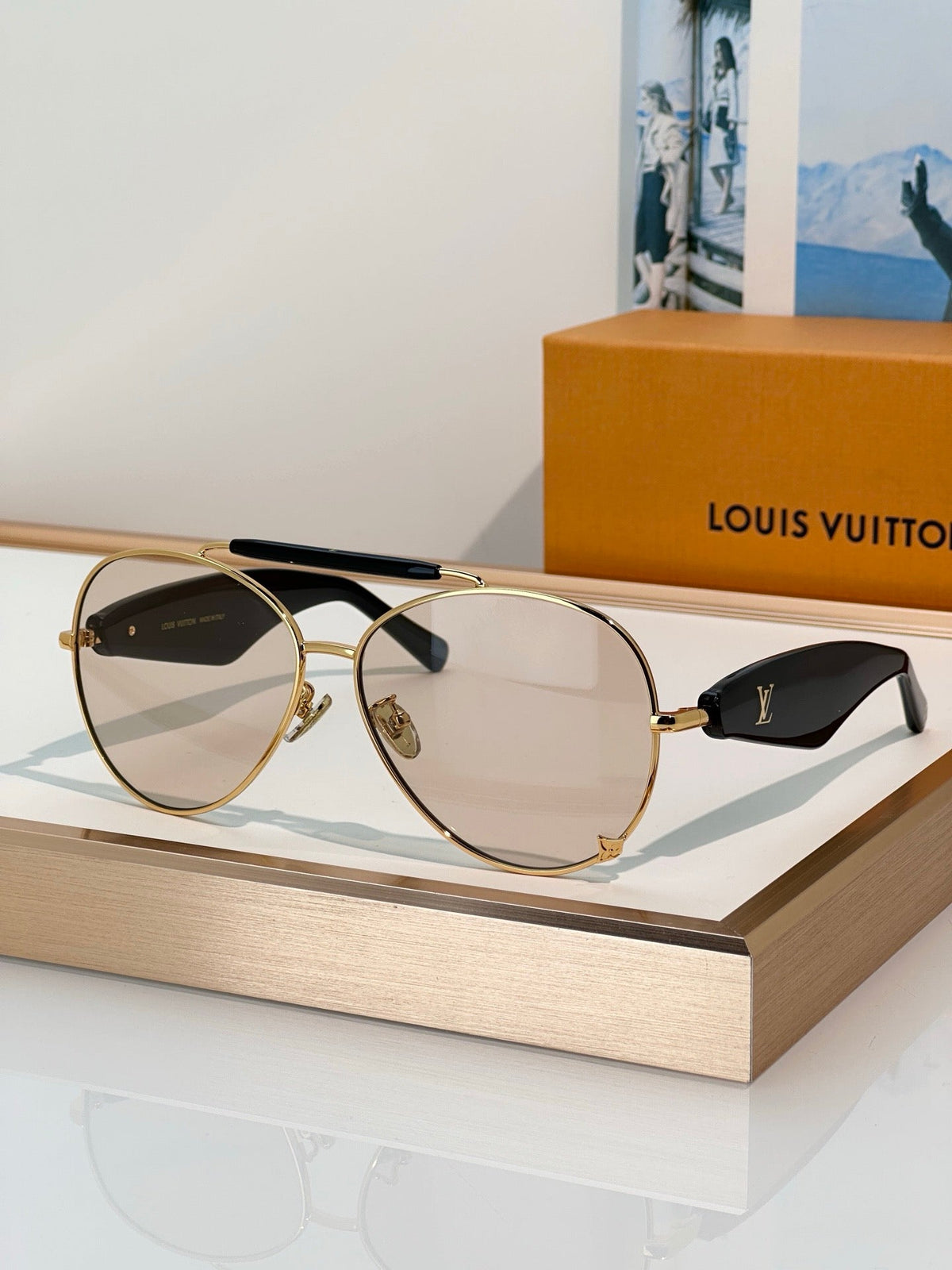 Louis Vuitton Z3463U LVision Light Pilot Sunglasses ✨