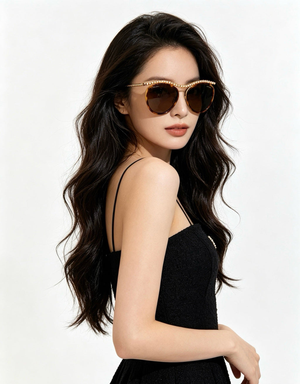 CHANEL 4296  Cat Eye Sunglasses Chanel Eyewear  🖤