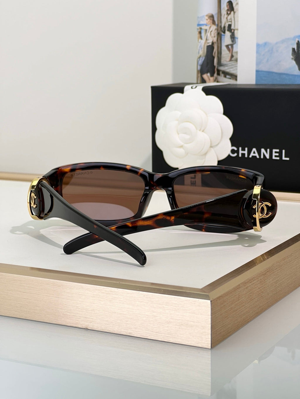 CHANEL 6030S  Rectangular Vintage Sunglasses Chanel Eyewear  🖤