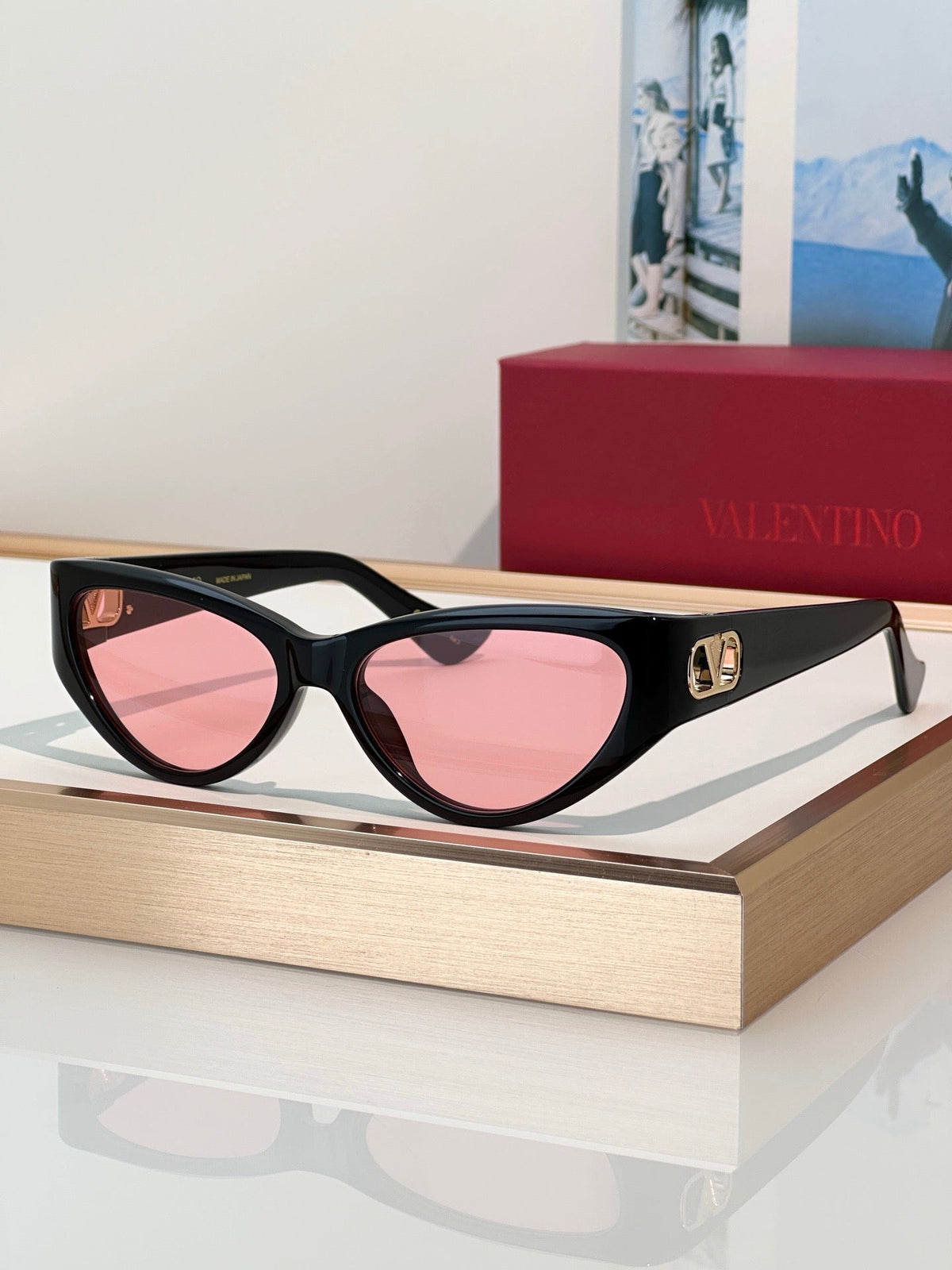 Valentino Vain Light VG0014S 001 Sunglasses✨