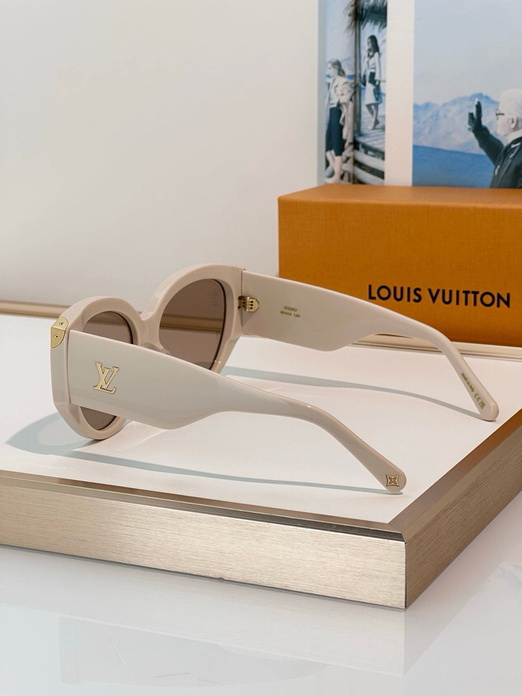 Louis Vuitton Z3340W LV Trunk Cat Eye Sunglasses✨