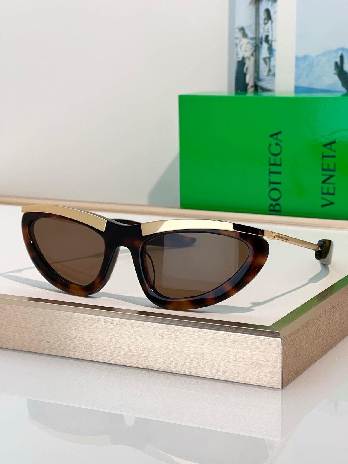 BOTTEGA VENETA BV1477S Sunglasses 💚