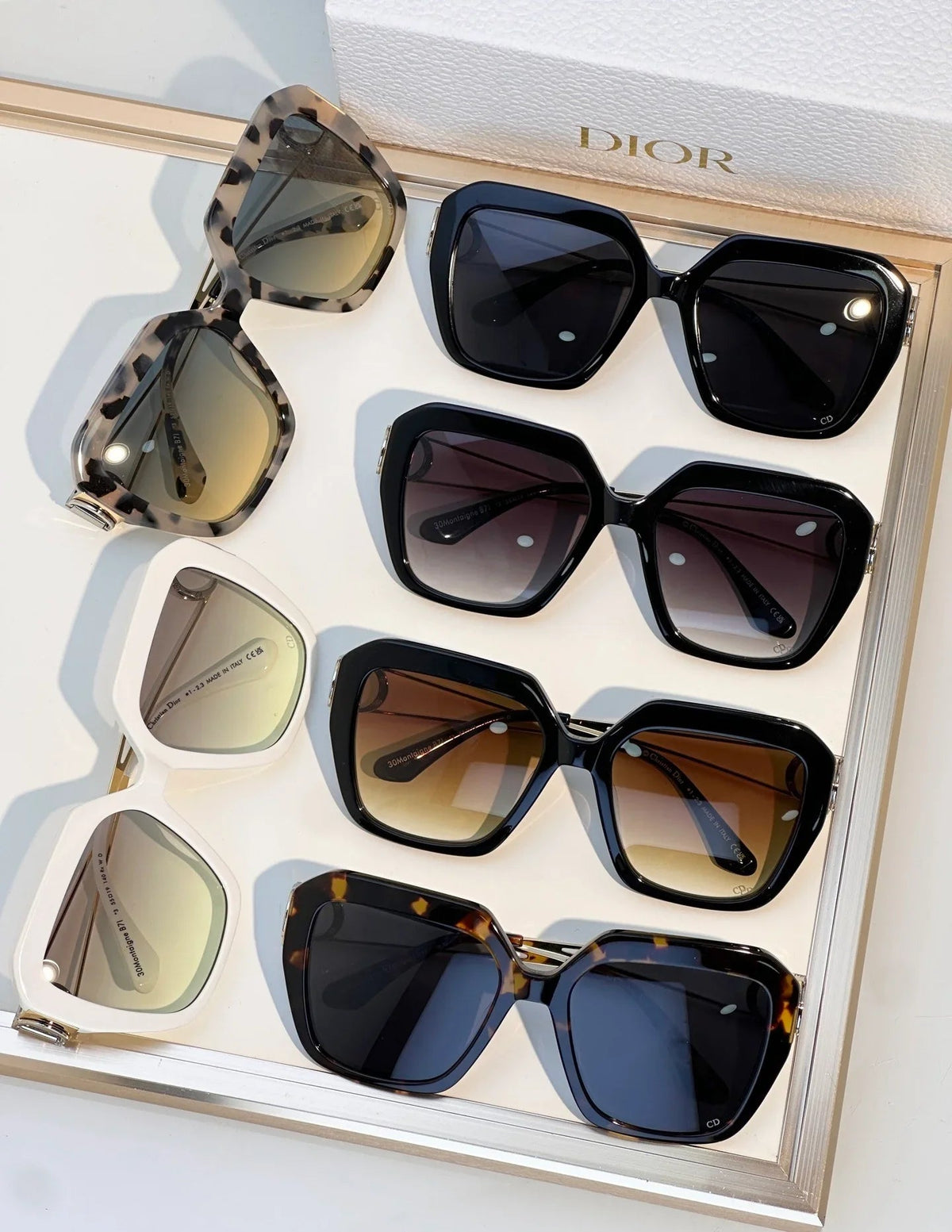 Dior  30Montaigne S6U CD 40083U Rectangular Sunglasses✨
