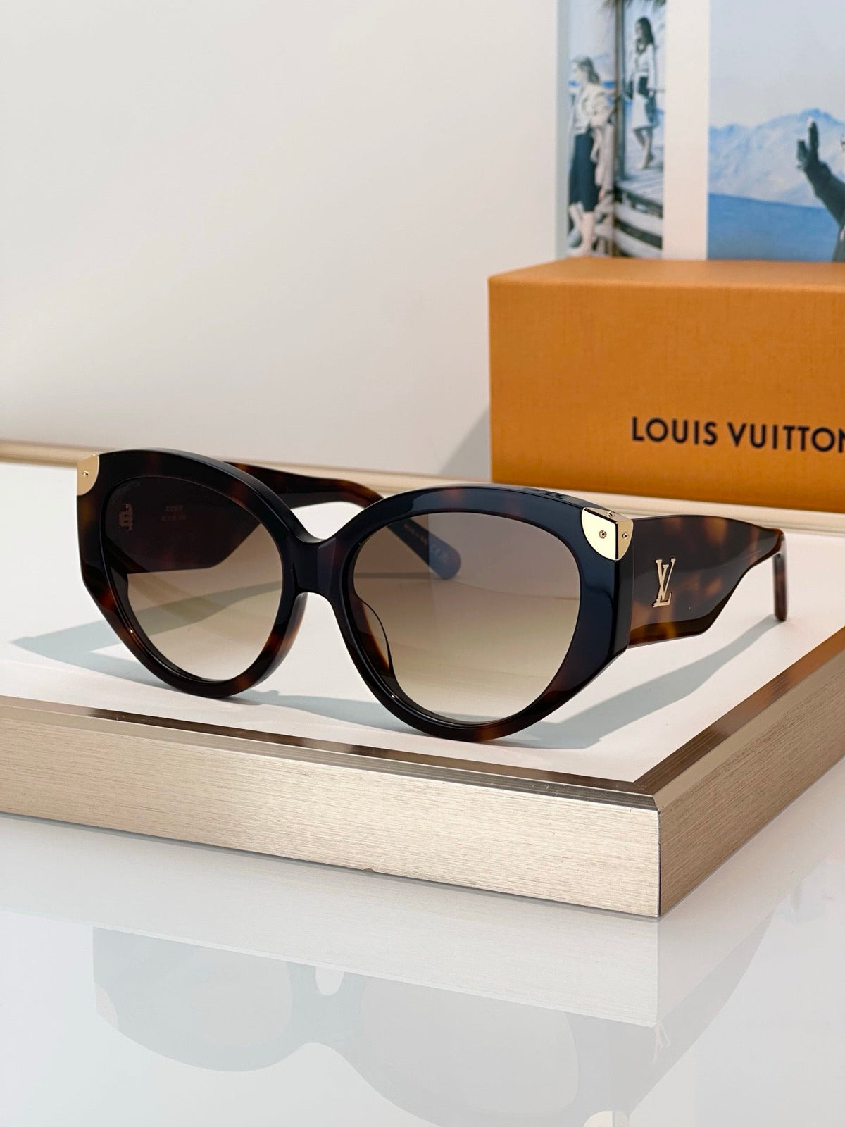 Louis Vuitton Z3340W LV Trunk Cat Eye Sunglasses✨
