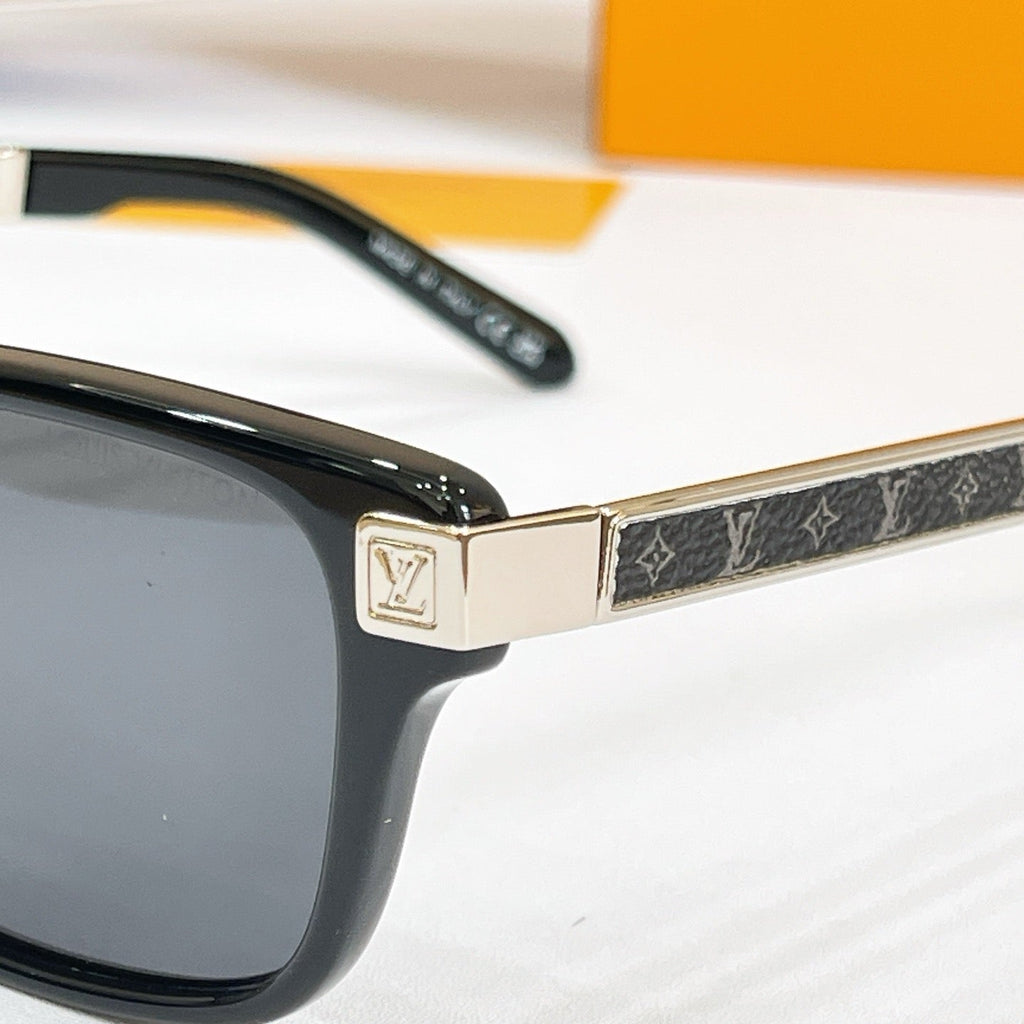 Louis Vuitton Z3273U LV City Square Sunglasses ✨