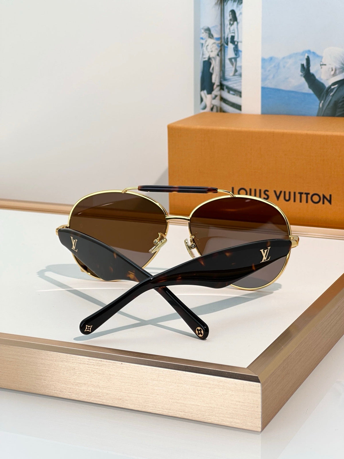 Louis Vuitton Z3463U LVision Light Pilot Sunglasses ✨