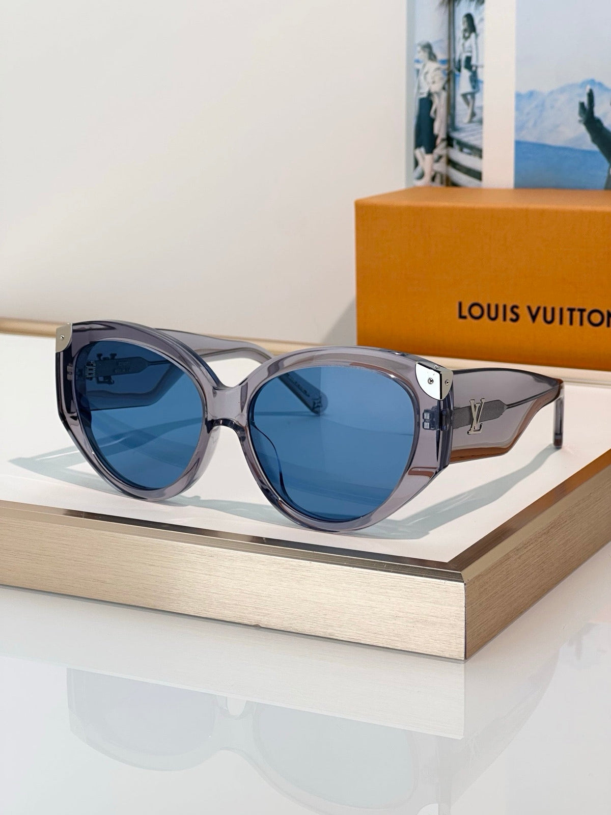 Louis Vuitton Z3340W LV Trunk Cat Eye Sunglasses✨
