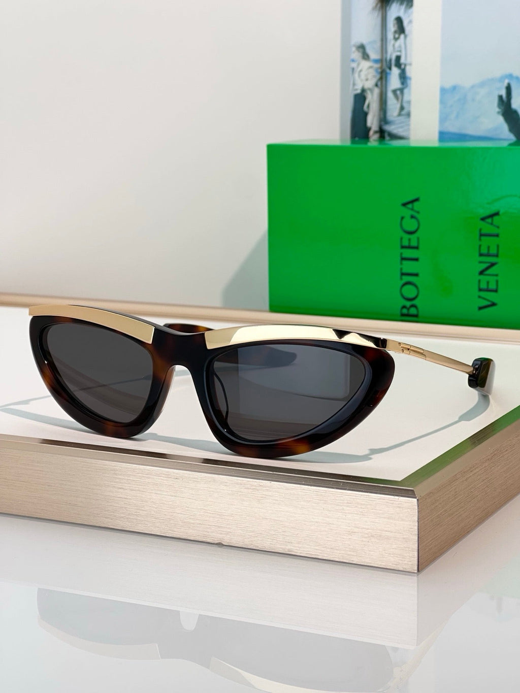 BOTTEGA VENETA BV1477S Sunglasses 💚