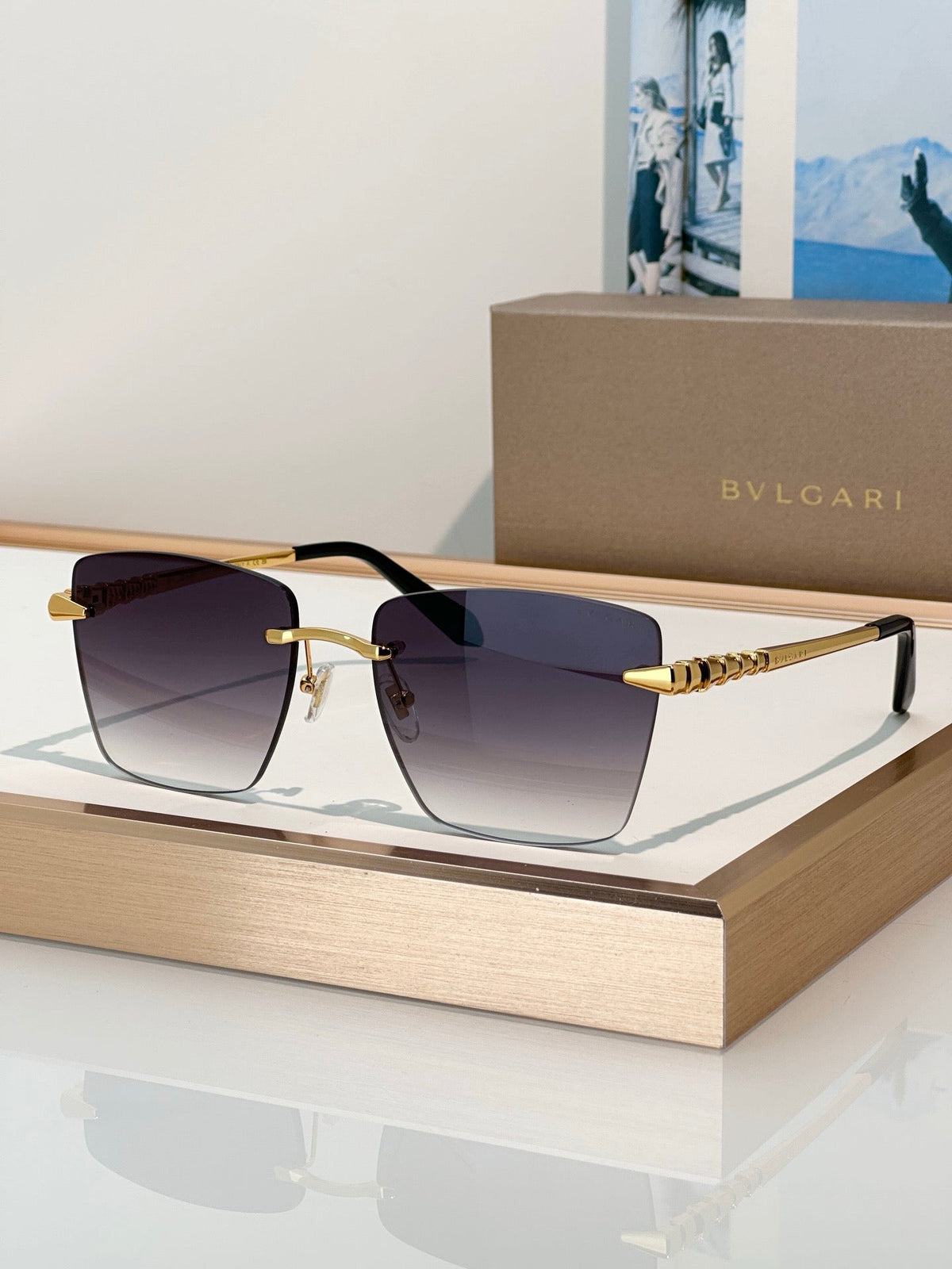 Bvlgari BV40107USerpenti Geometric Sunglasses ✨