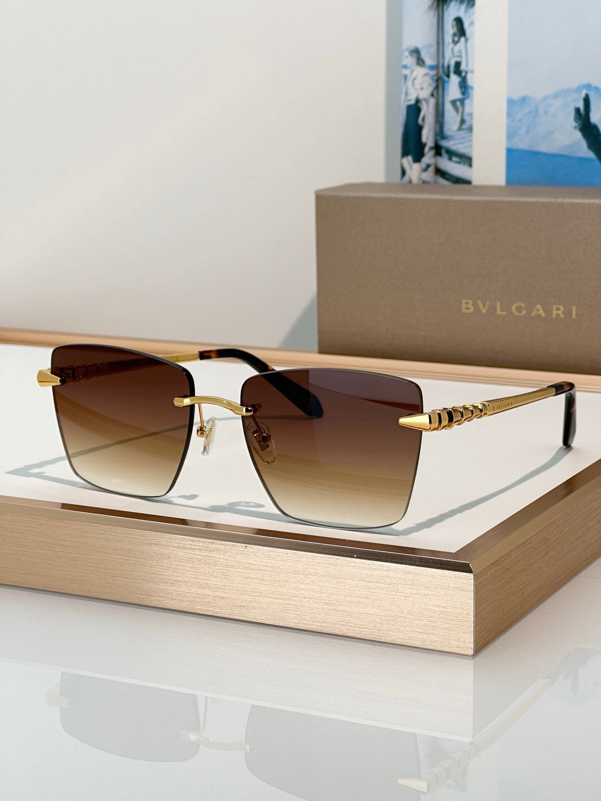 Bvlgari BV40107USerpenti Geometric Sunglasses ✨