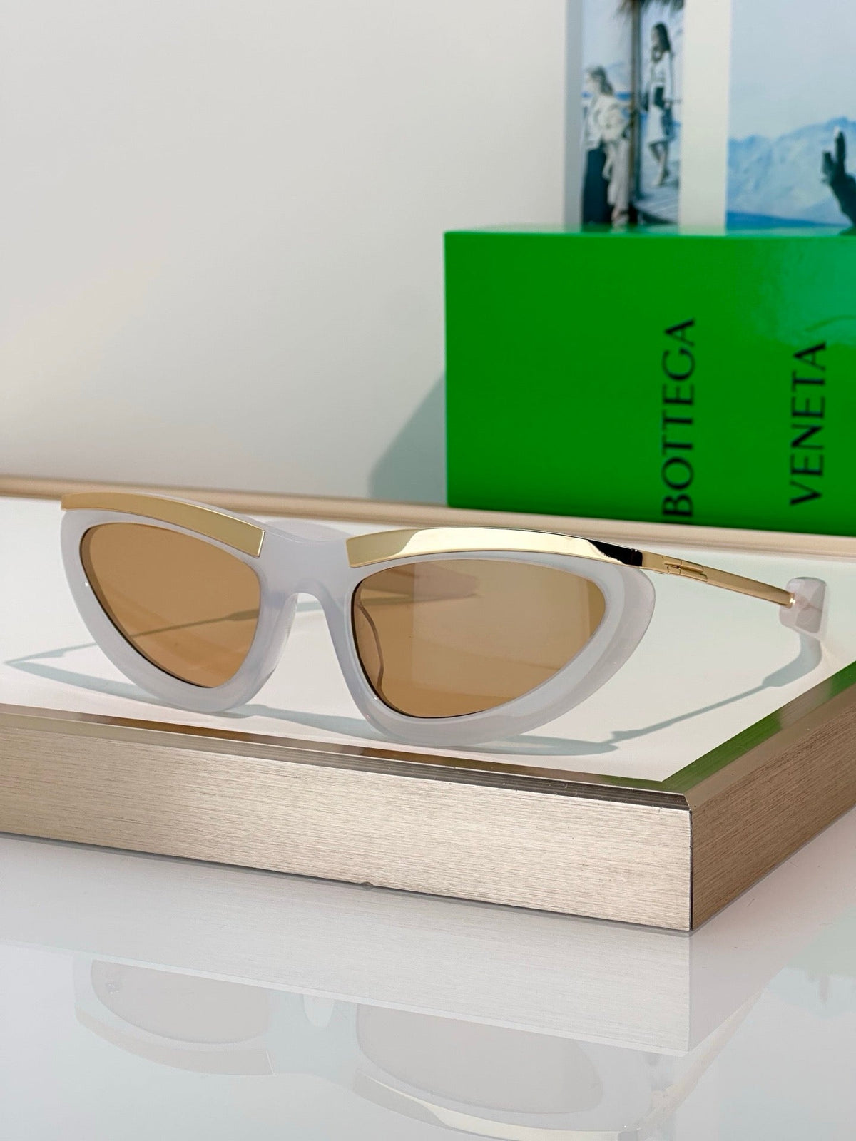 BOTTEGA VENETA BV1477S Sunglasses 💚