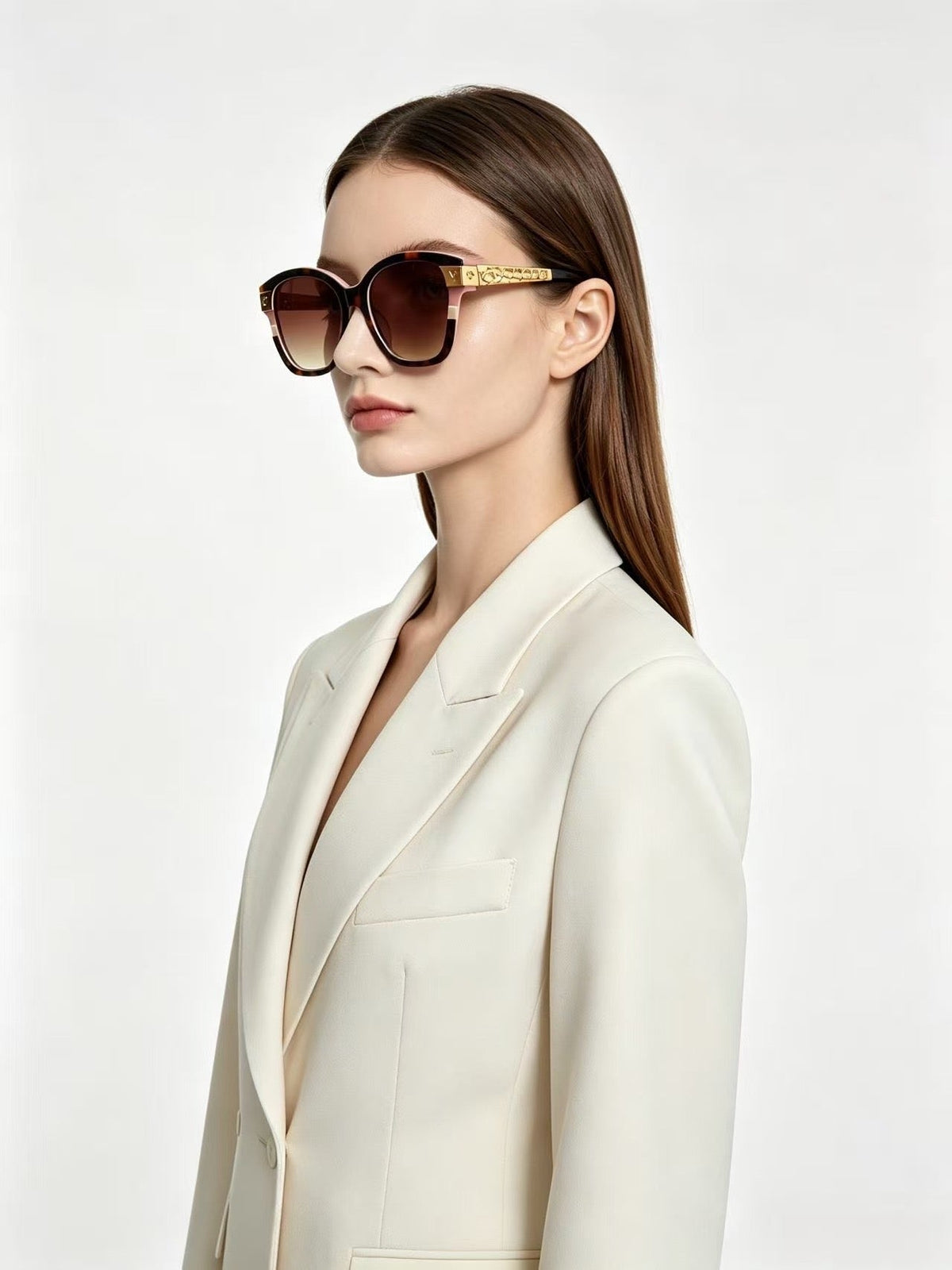 Louis Vuitton Z3182E-Z3265E LV Petit Soupçon Square Sunglasses  ✨