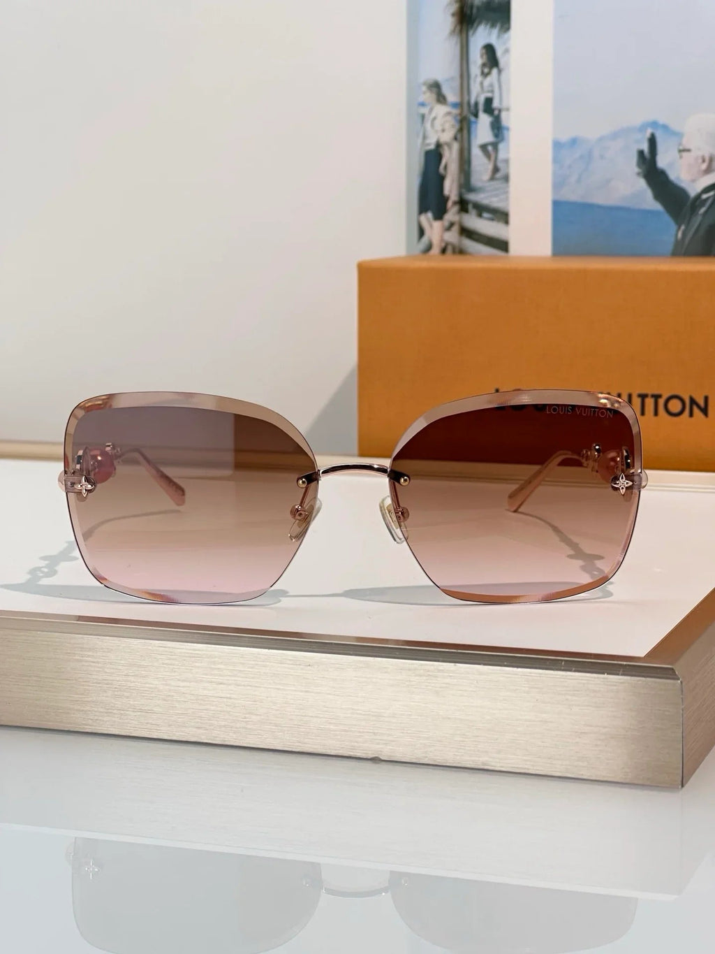 Louis Vuitton Z3167U LV Jewel Pearl Square Sunglasses  ✨