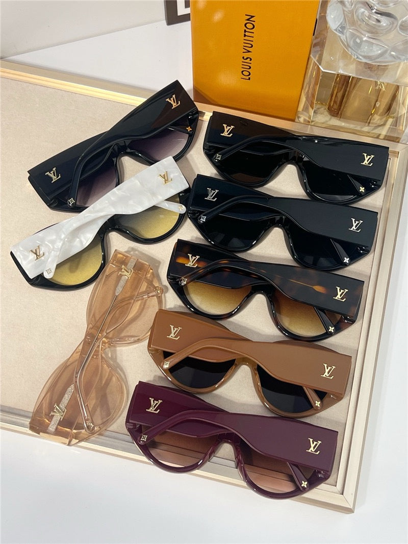 Louis Vuitton Z3339E LV Trunk Cat Eye Sunglasses ✨