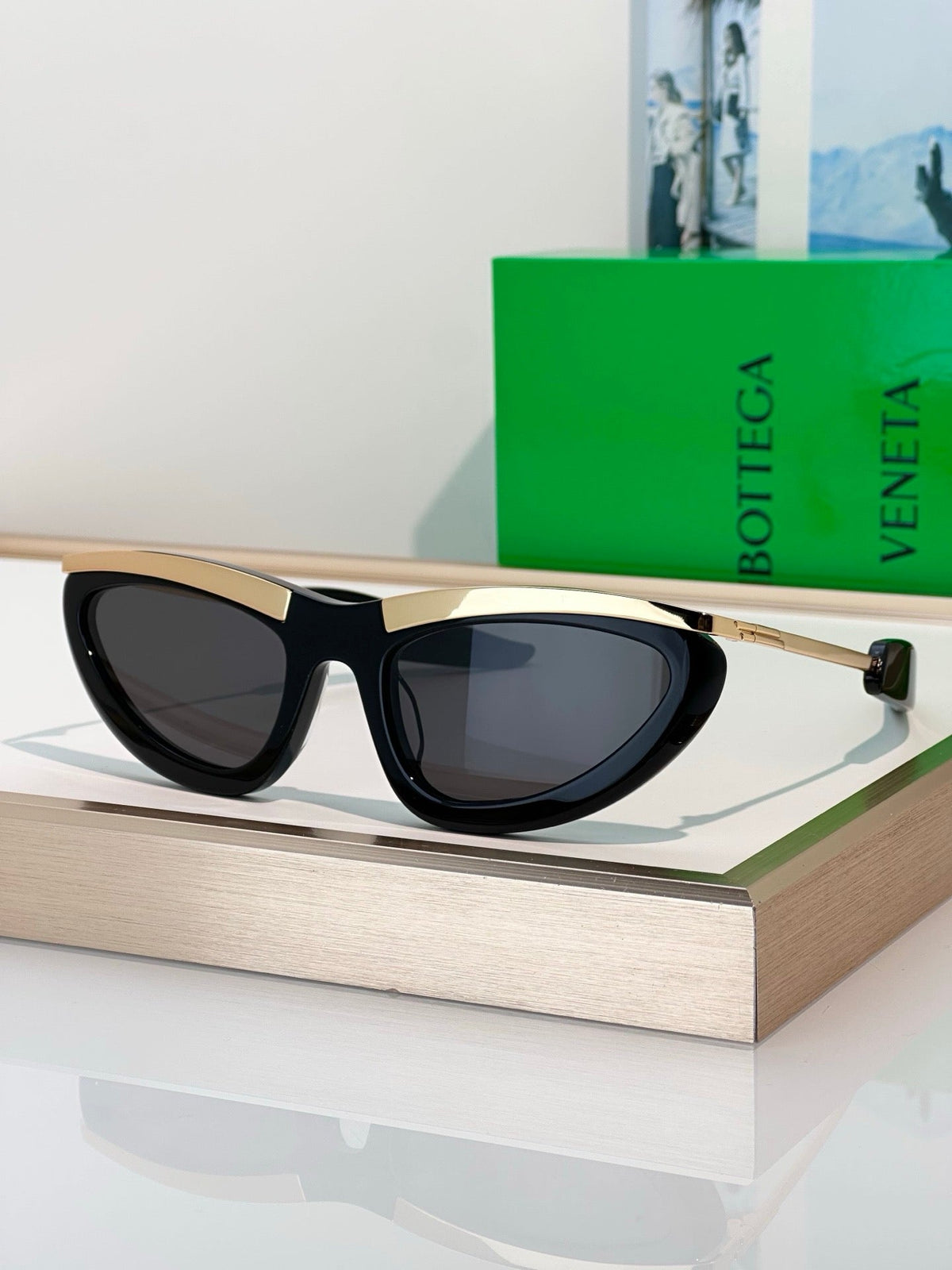 BOTTEGA VENETA BV1477S Sunglasses 💚