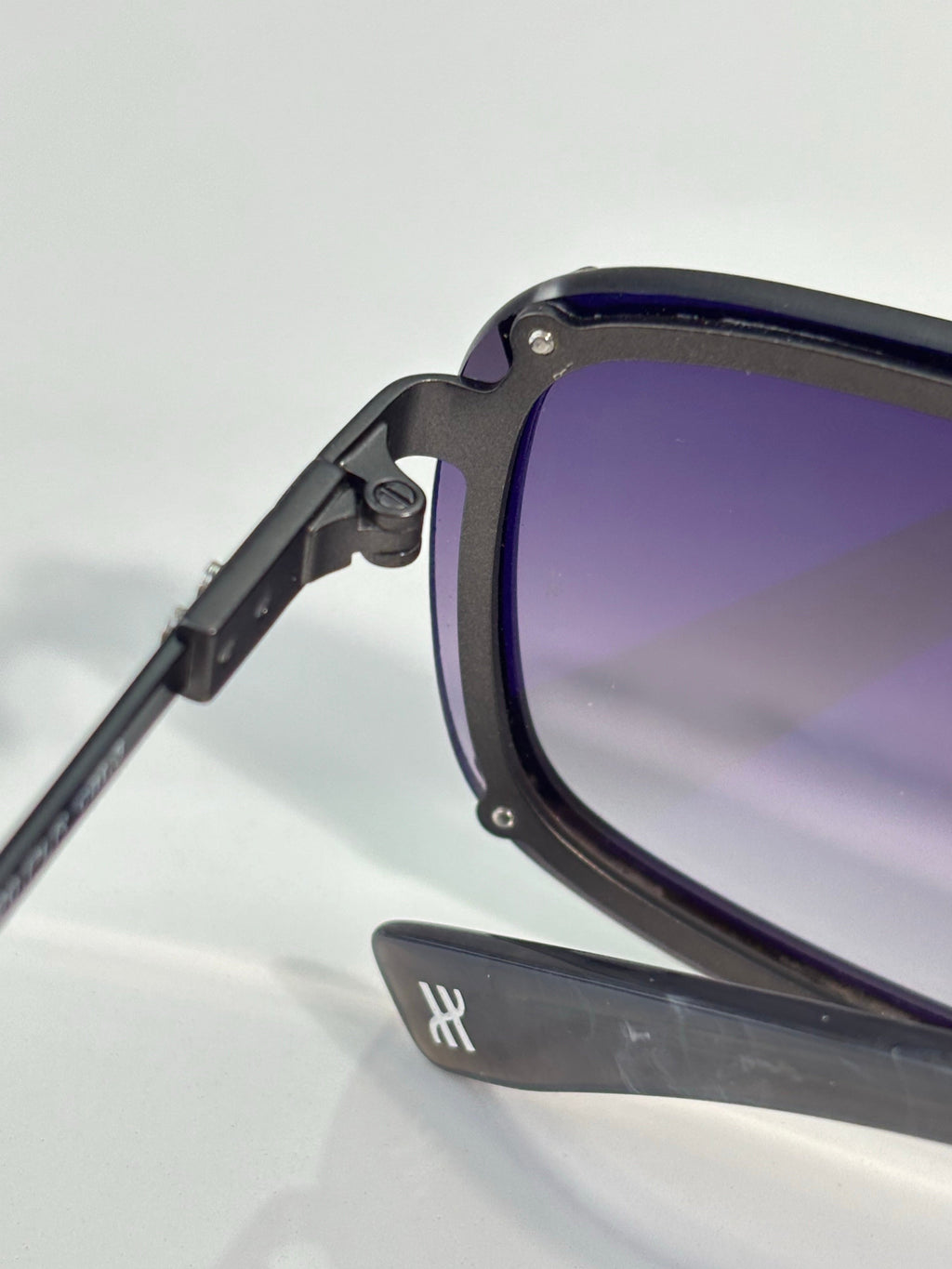 HUBLOT H040 POLARISED Light Mirror Zeiss Lenses🔱