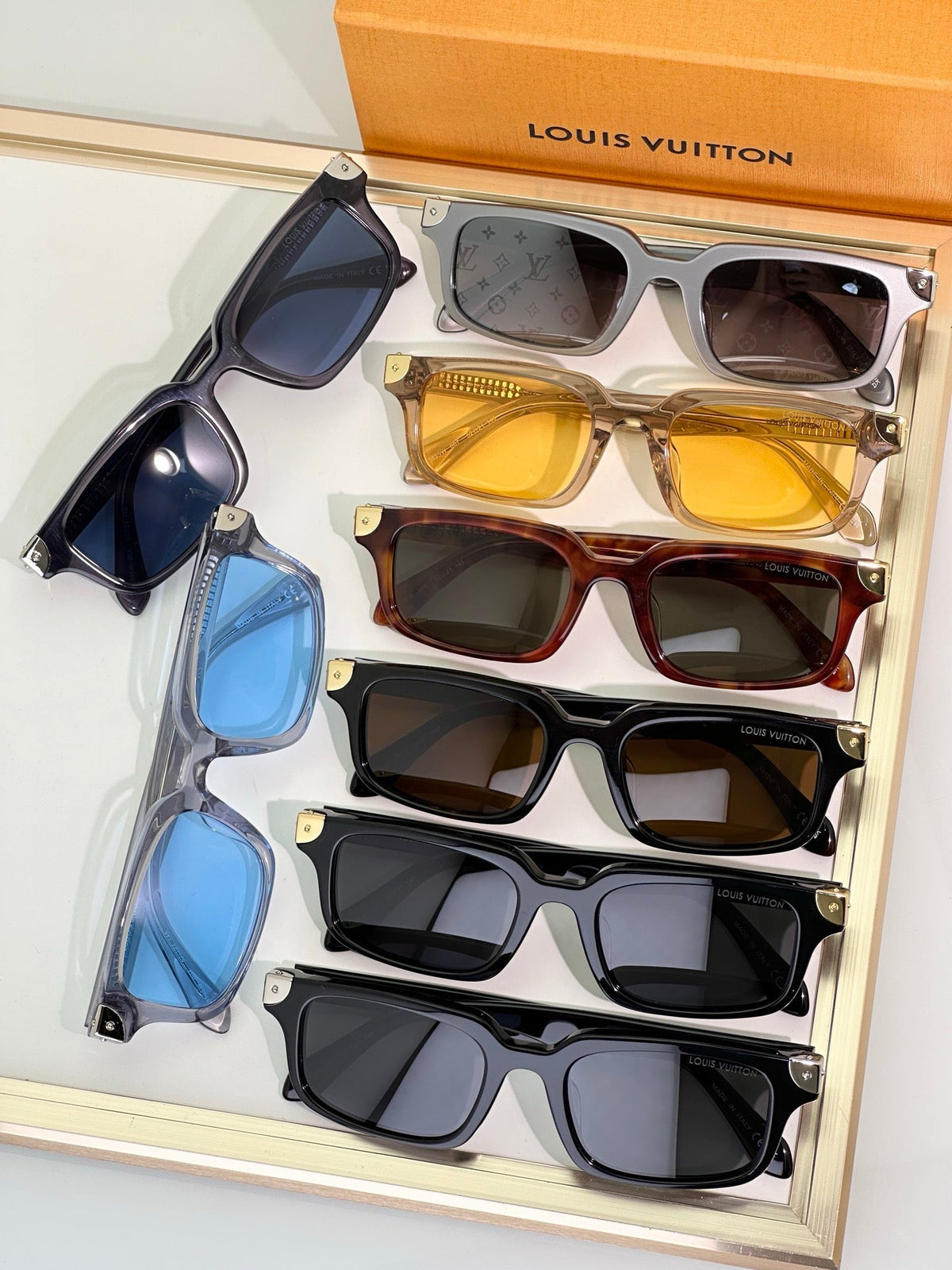 Louis Vuitton Z3595E Now LV Heritage Rectangle Sunglasses ✨
