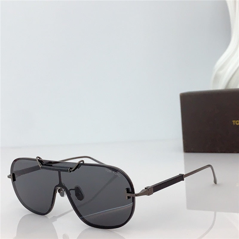 TOM FORD TF1309 Tyler-02 Shield Sunglasses 🔱