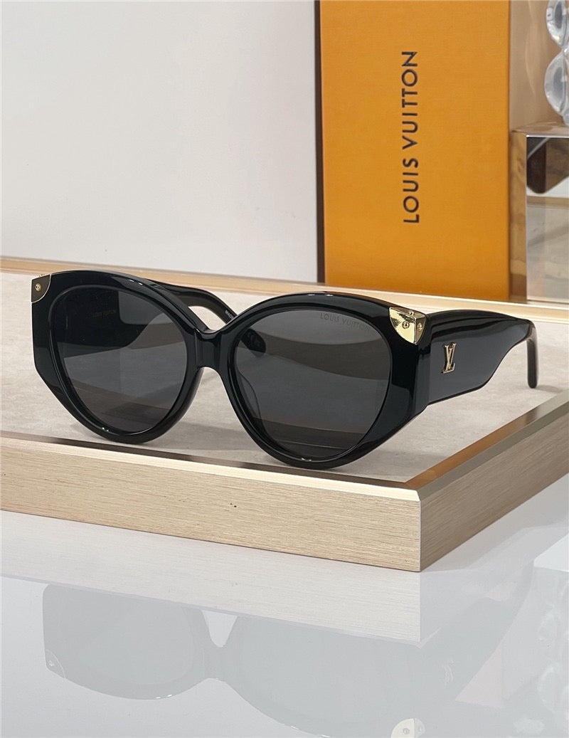 Louis Vuitton Z3339E LV Trunk Cat Eye Sunglasses ✨