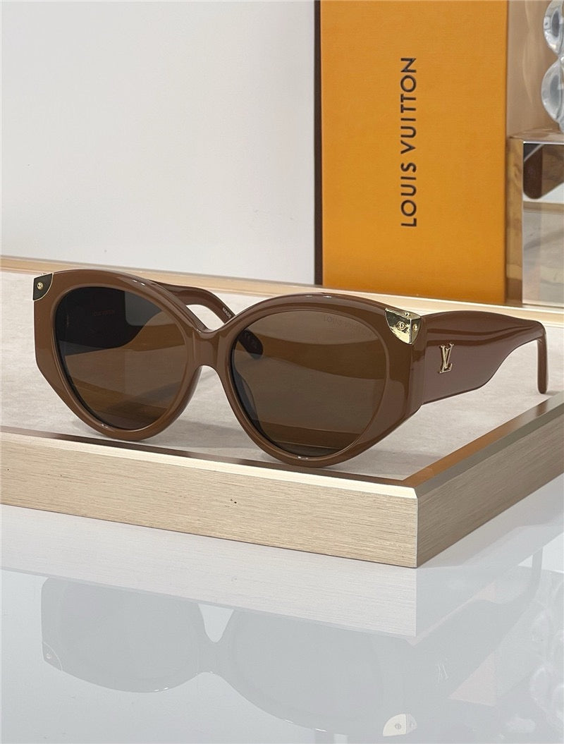 Louis Vuitton Z3339E LV Trunk Cat Eye Sunglasses ✨