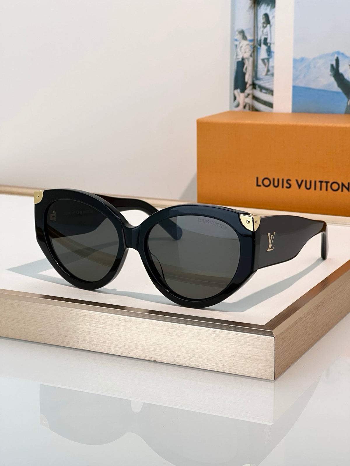 Louis Vuitton Z3339W LV Trunk Cat Eye Sunglasses ✨