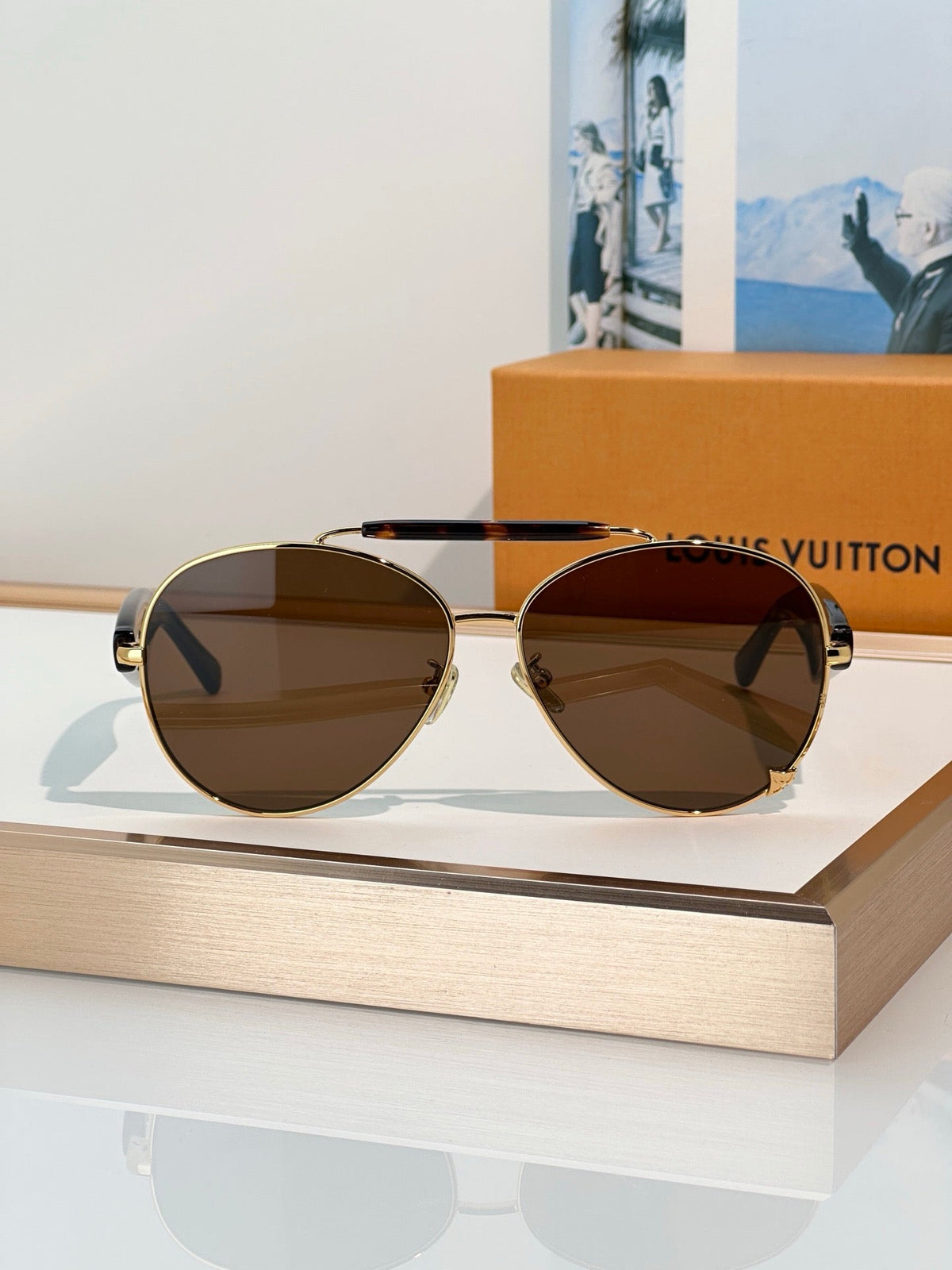 Louis Vuitton Z3463U LVision Light Pilot Sunglasses ✨