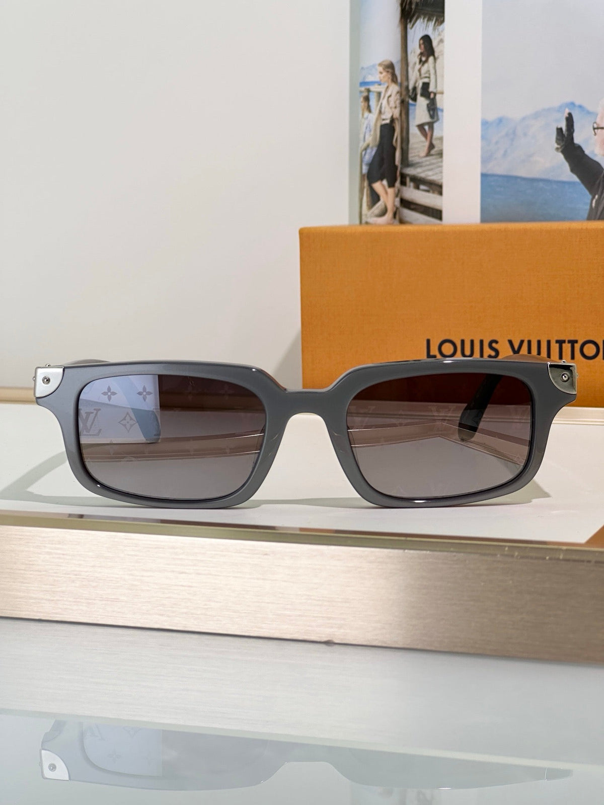 Louis Vuitton Z3595E Now LV Heritage Rectangle Sunglasses ✨