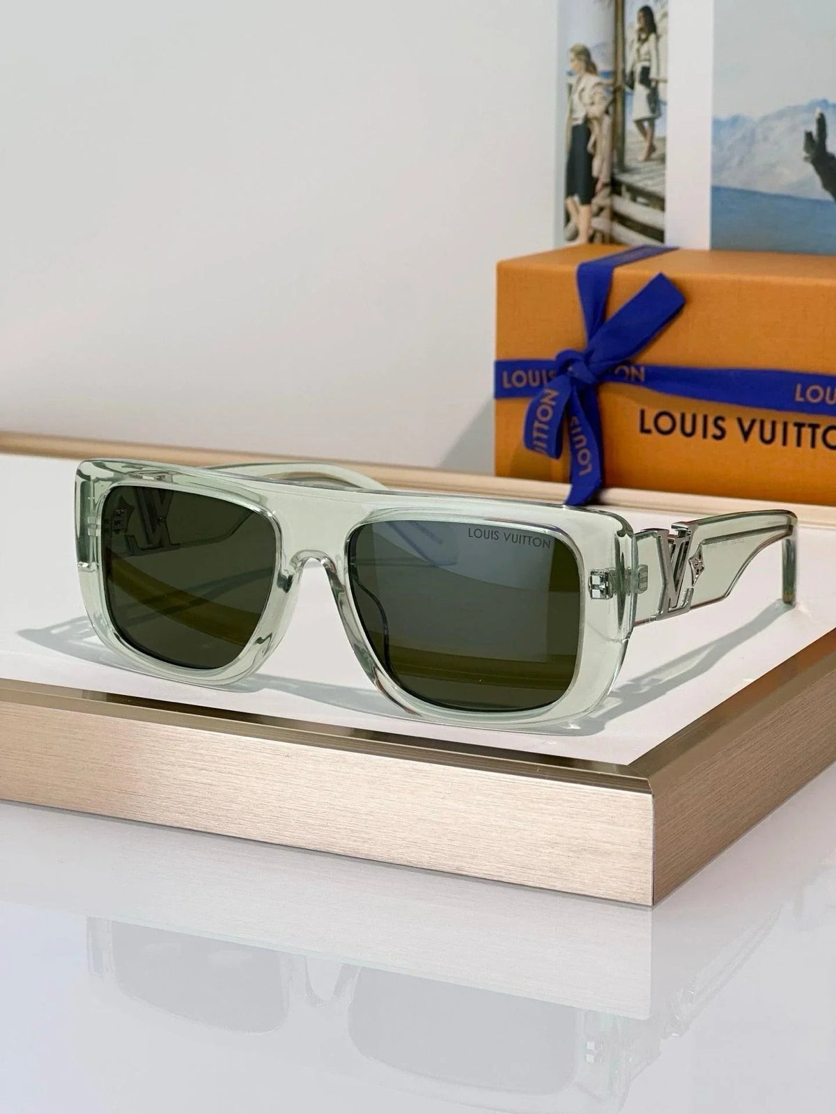 Louis Vuitton Z2872U LV Flower Square Sunglasses✨