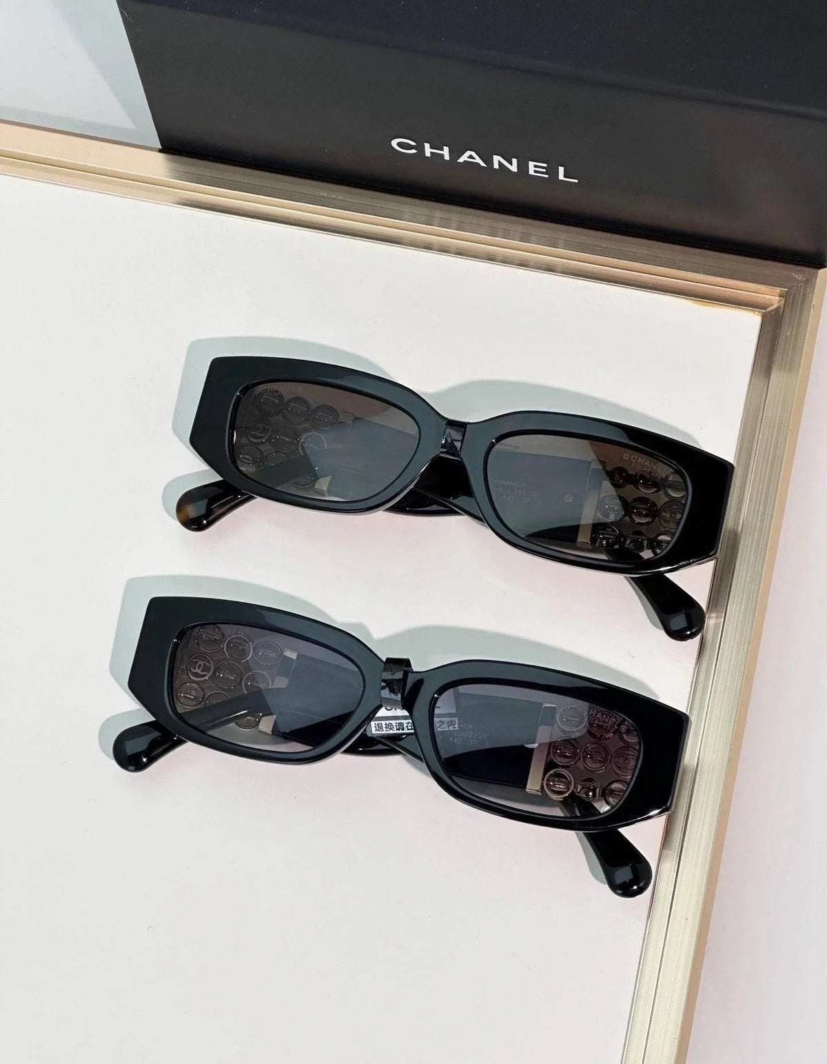 CHANEL Rectangle Sunglasses CH5544 Chanel Eyewear  🖤