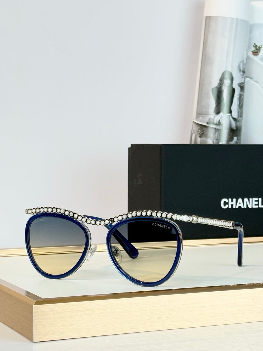 CHANEL 4296  Cat Eye Sunglasses Chanel Eyewear  🖤