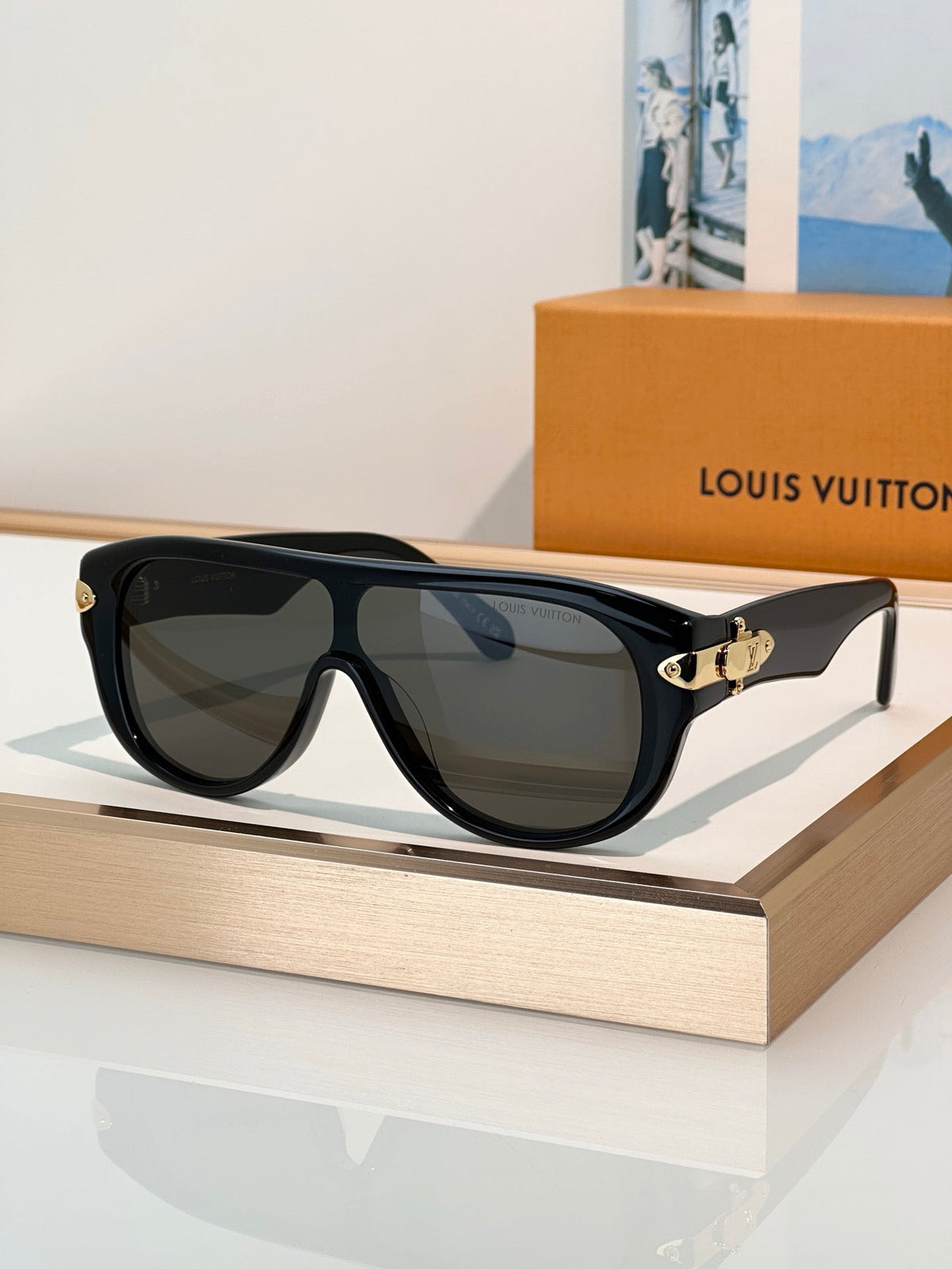 Louis Vuitton Z3516U-Z3524U-Z3521U-Z3497U LV Lock Mask Sunglasses  ✨