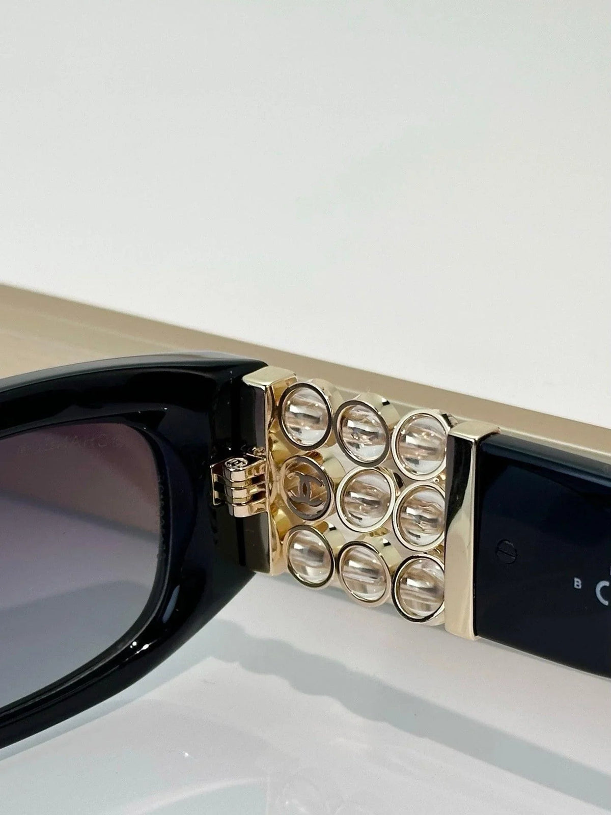 CHANEL Rectangle Sunglasses CH5544 Chanel Eyewear  🖤
