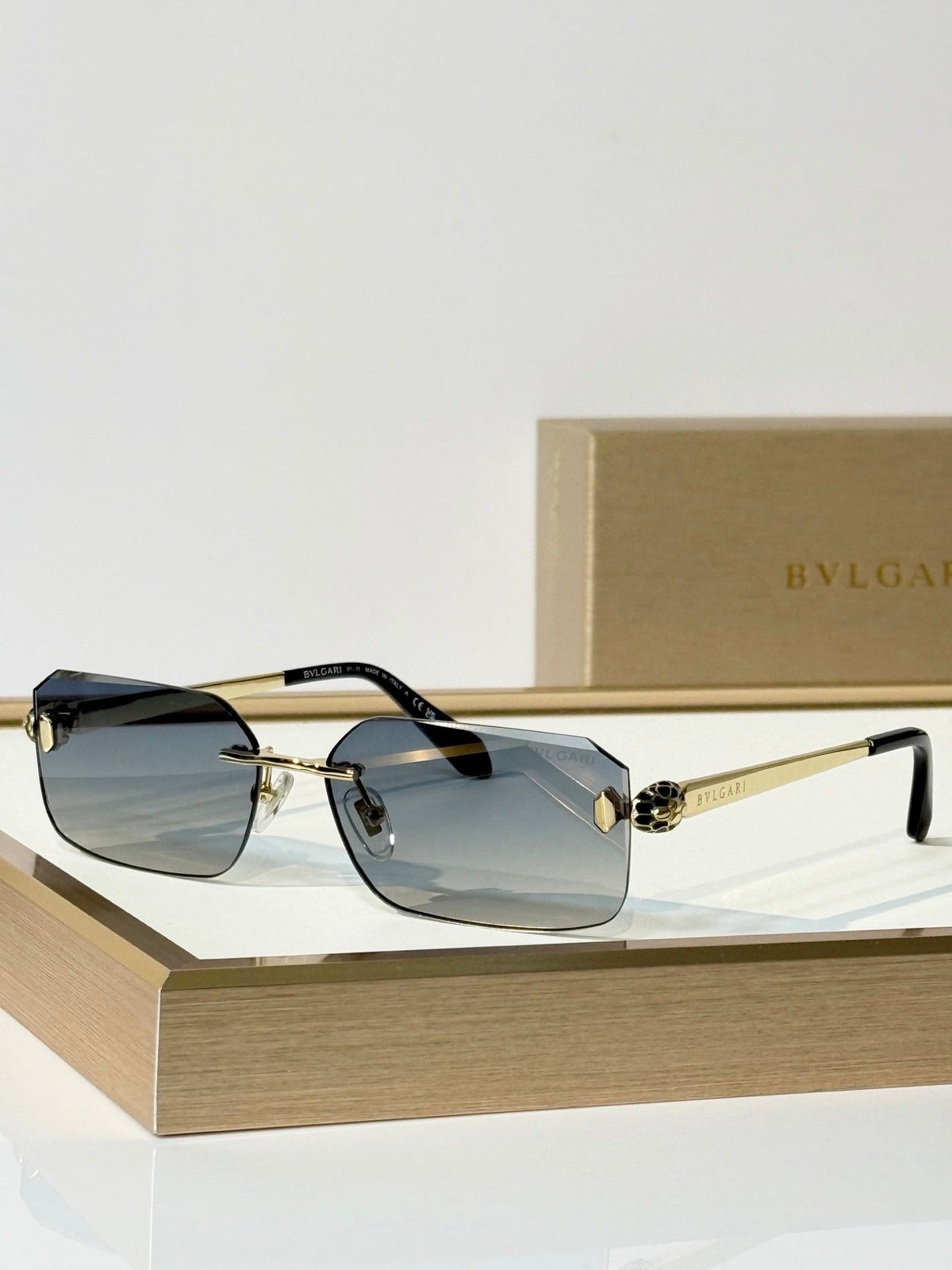 BVLGARI  Bvlgari Serpenti Forever BV 40108U 33E Sunglasses ✨