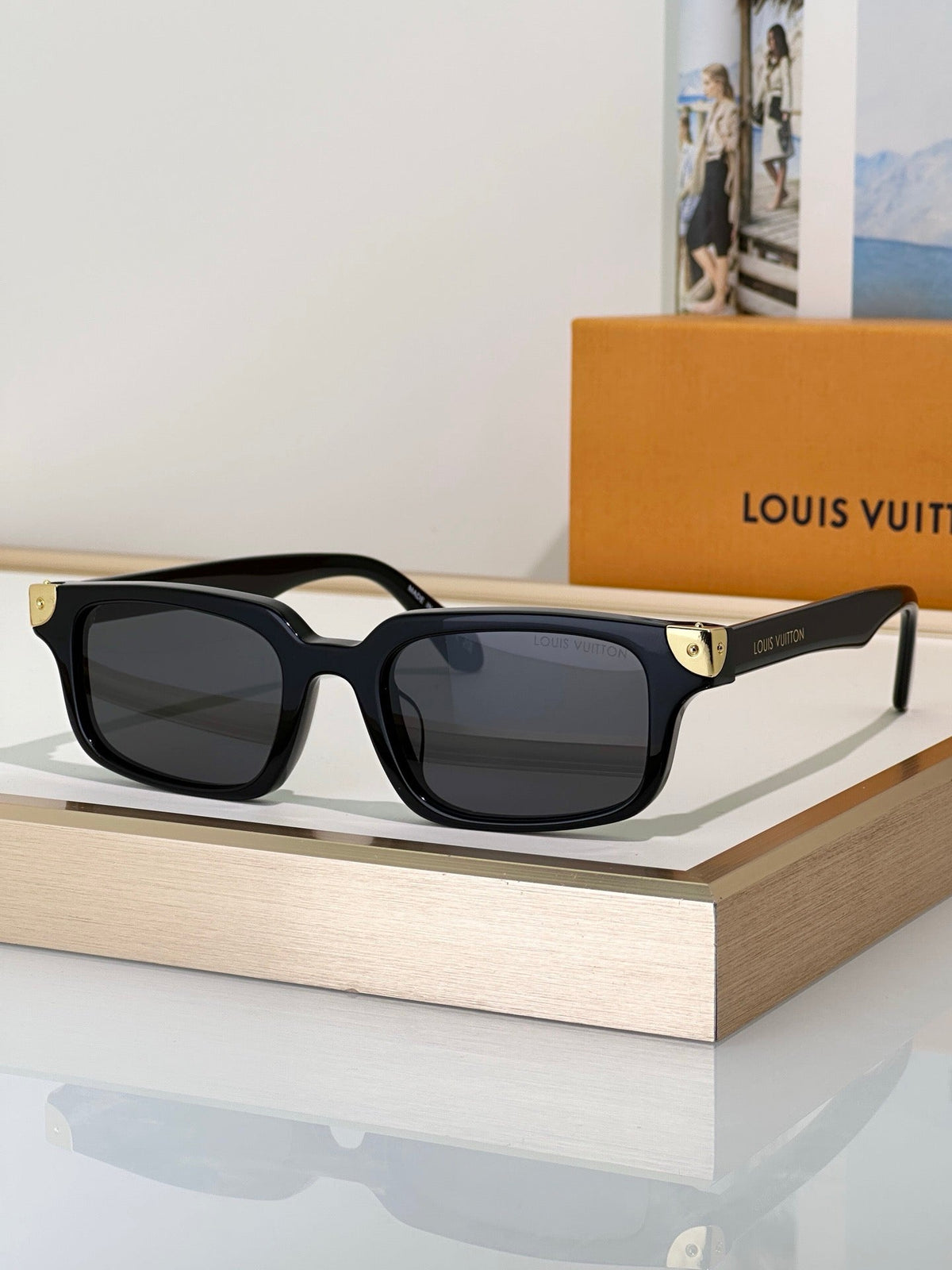 Louis Vuitton Z3595E Now LV Heritage Rectangle Sunglasses ✨