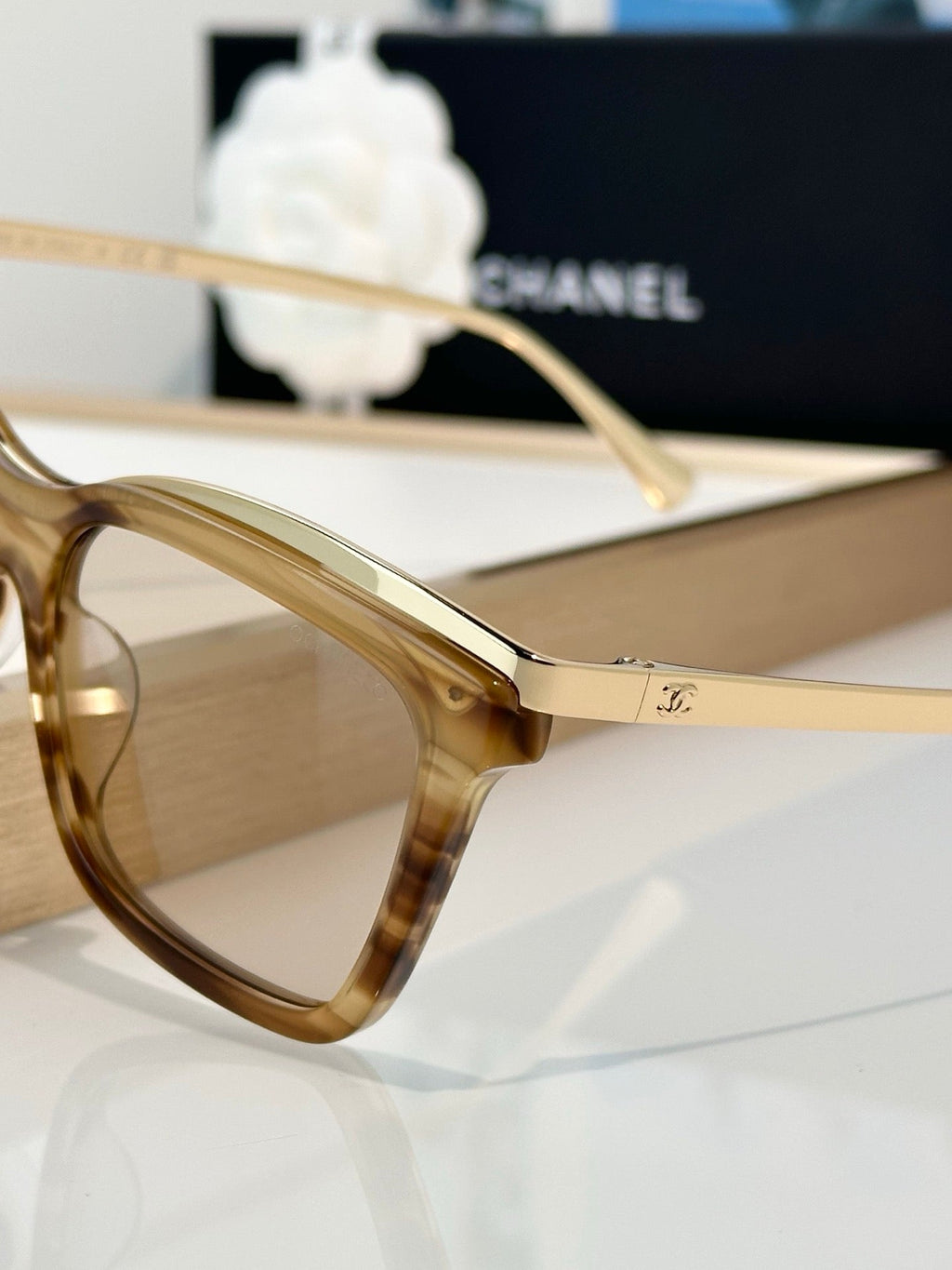 CHANEL 4301 Butterfly Sunglasses  Eyewear  🖤