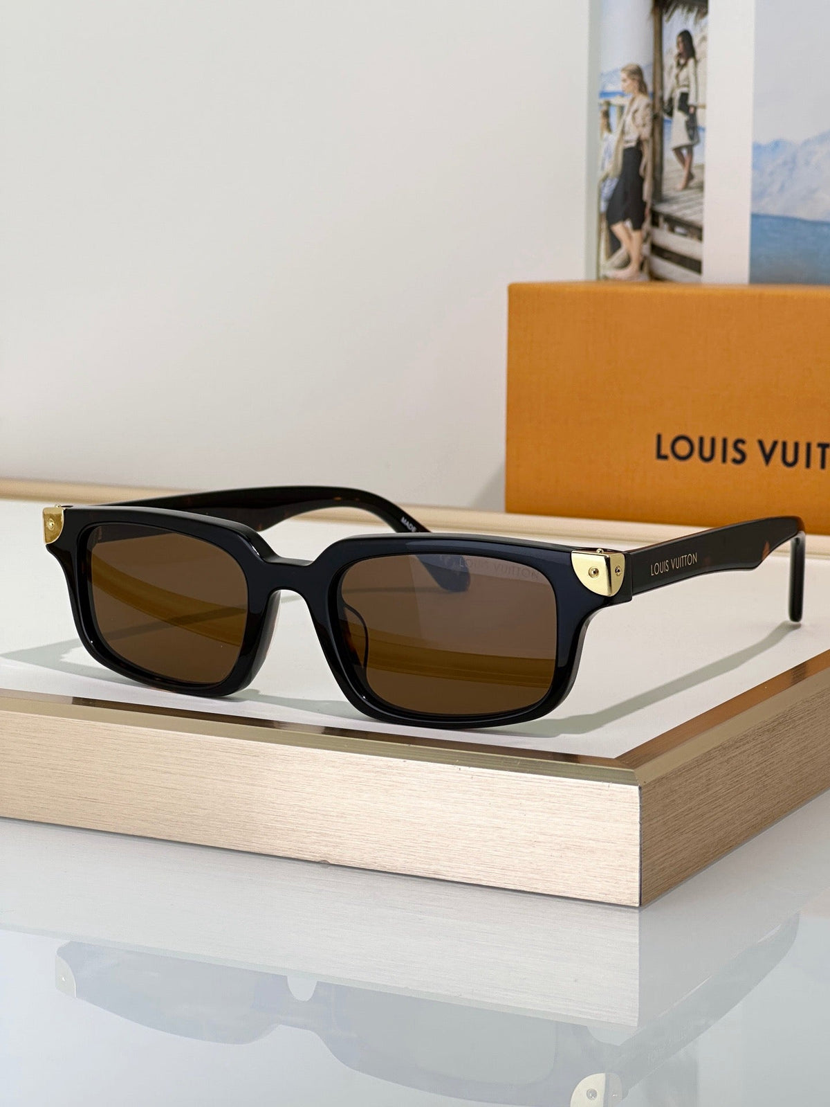 Louis Vuitton Z3595E Now LV Heritage Rectangle Sunglasses ✨