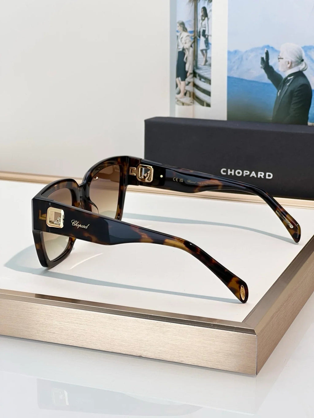 Chopard SCH406 0700 55 Sunglasses  ✨