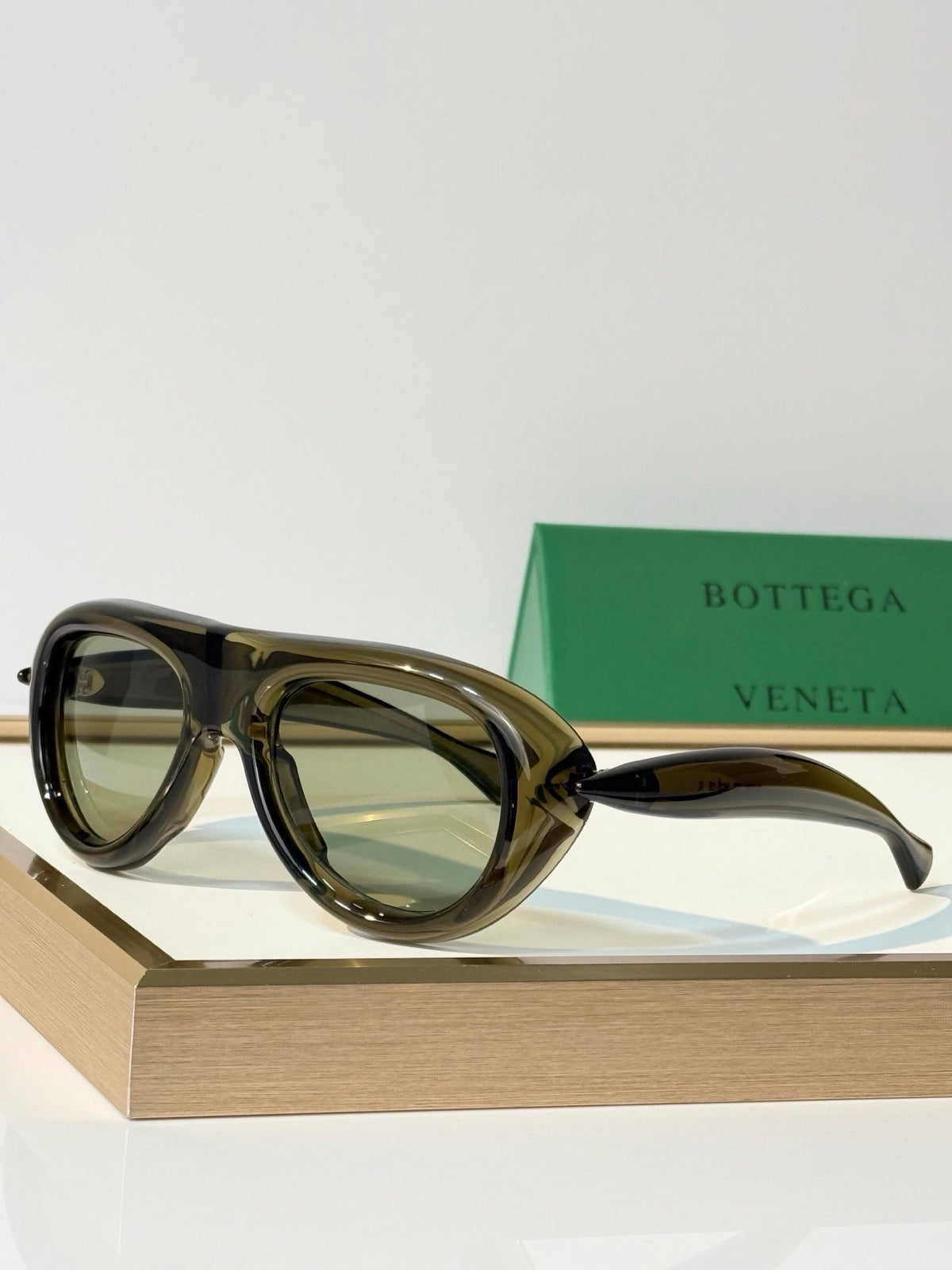 BOTTEGA VENETA BV1483S Sunglasses 💚