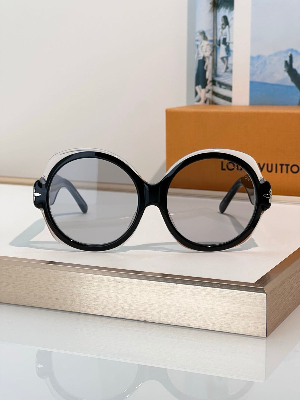 Louis Vuitton Z3325U-Z3326U New LV Aura Flower Round Sunglasses ✨